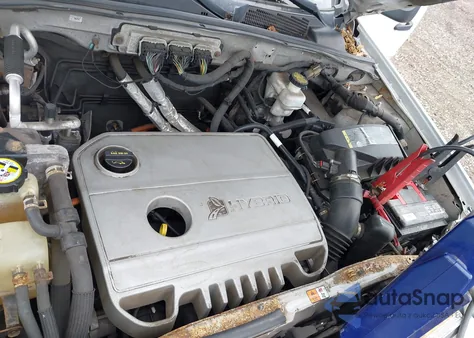 2009 Ford Escape Hybrid Limited from USA, damaged, VIN 1FMCU59319KC38321